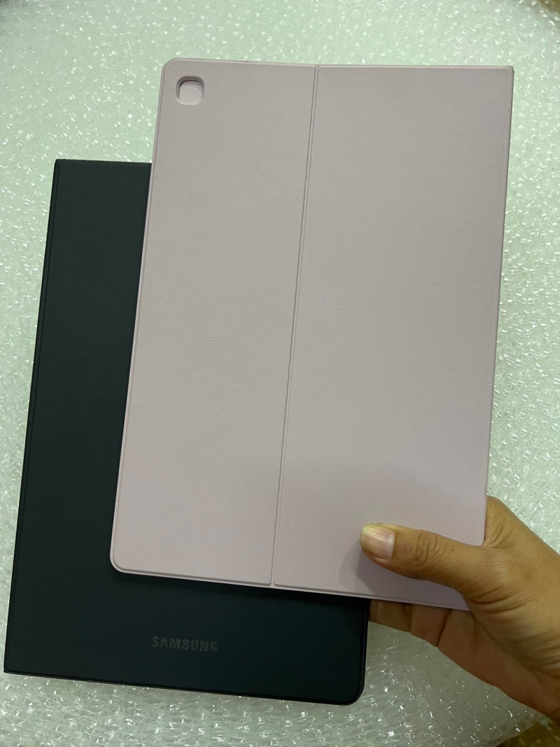 Bao Da Samsung Galaxy Tab S6 Lite 2022 P619 Book Cover Chính Hãng sử dụng chất liệu PU kết hợp da simili cao cấp giúp bảo vệ, chống trầy xước, bụi bẩn có khay để bút 